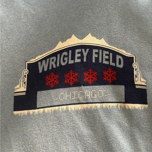Kids XL Wrigley Field hoodie - Picture 2 of 3
